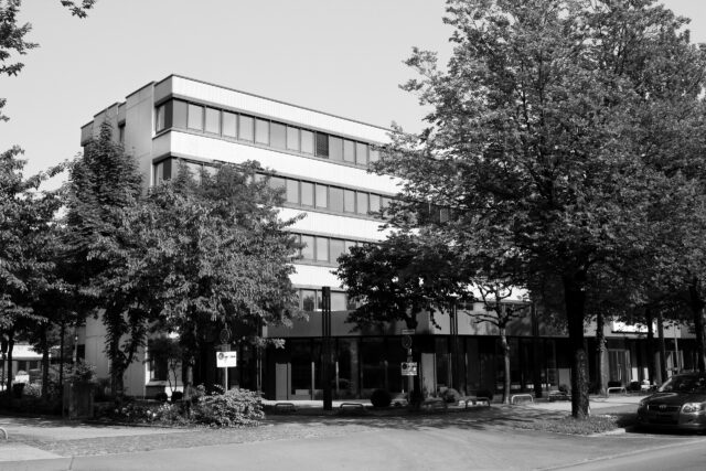 BMW AG, Schulungszentrum